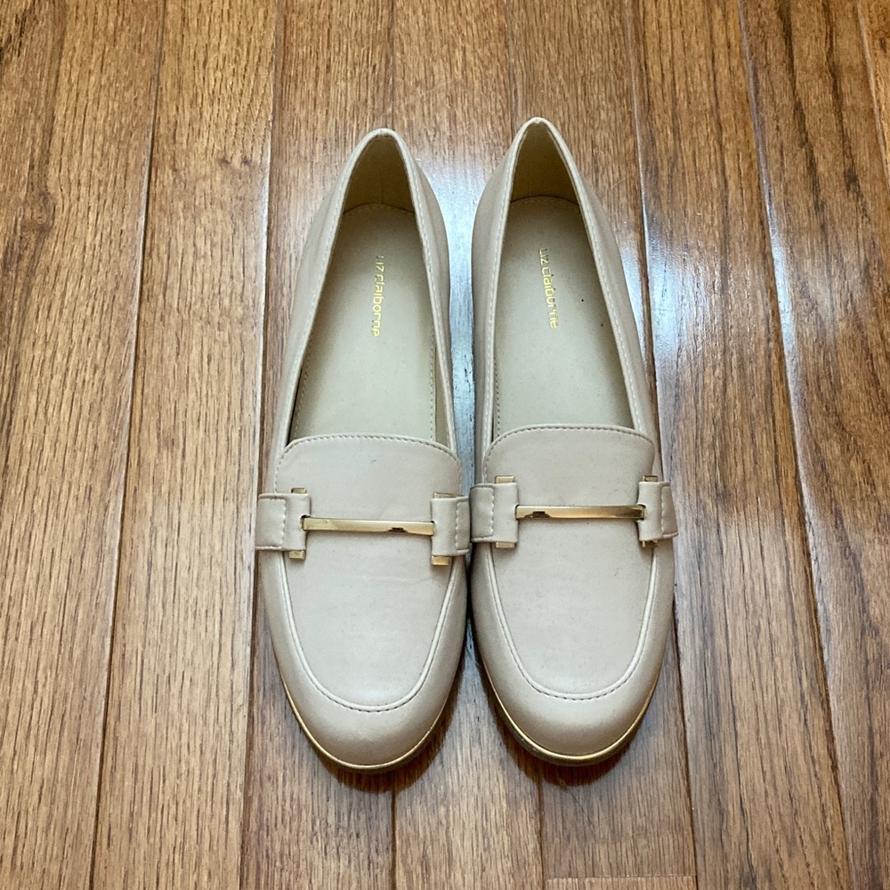 Liz Claiborne Women's Beige Loafers